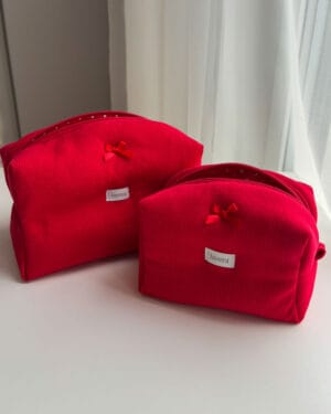 czerwona kosmetyczka handmade