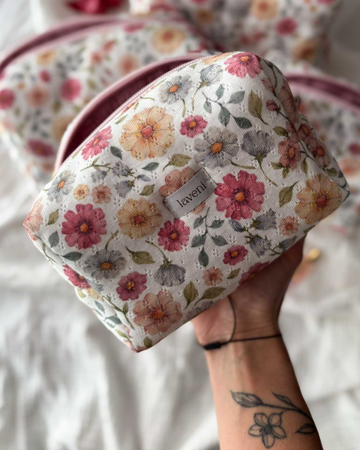 Limitowana Kosmetyczka Pointelle Spring Blossom 3 kosmetyczka handmade w kwiaty