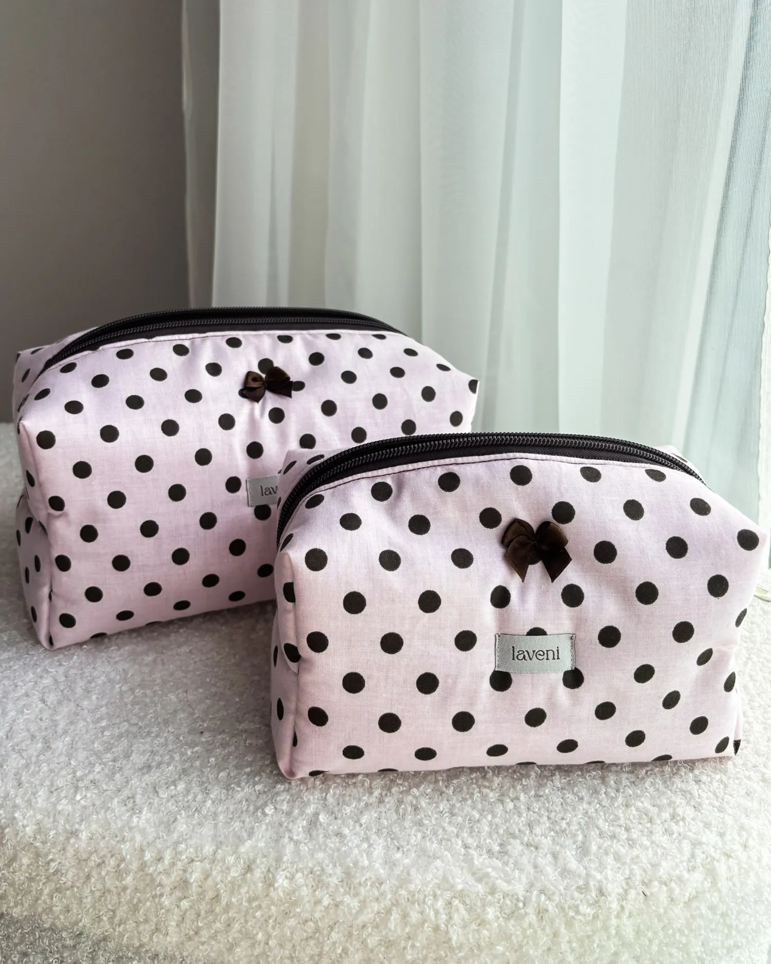 Zestaw Kosmetyczek Polka Dots Choco Pink 4 kosmetyczka polka dots